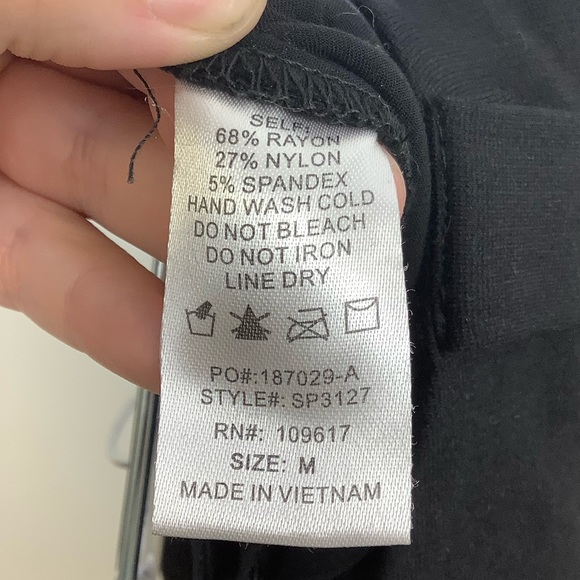 Shinestar Knit Jogger Style Pants in Black - Picture 5 of 5